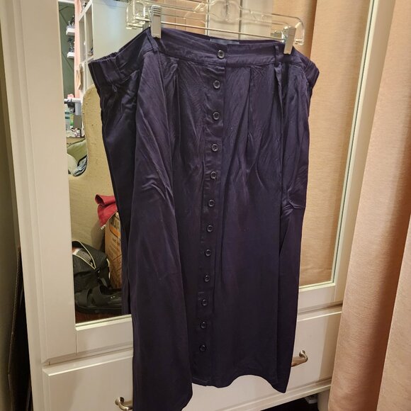 Modcloth Dresses & Skirts - Mod cloth A line navy blue skirt plus size